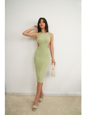 Fıstık Yeşili Kolsuz Elbise