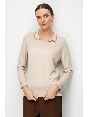 Desen Triko Kadın Polo Yaka Nakışlı Ince Triko Bluz Bej