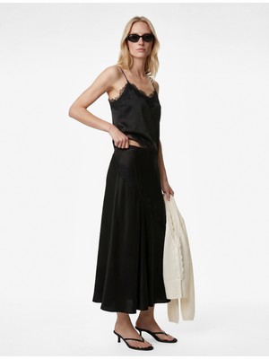 Koton Çan Kesim Dantel Detaylı Midi Saten Etek