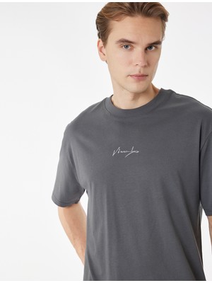 Koton Kısa Kollu Pamuklu Oversize Lisanslı Van Gogh Baskılı Tişört