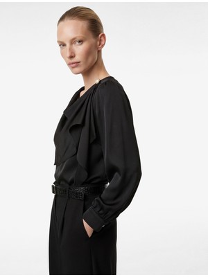 Koton Dökümlü Şal Yaka Metal Aksesuarlı Inci Detaylı Uzun Kollu Saten Bluz