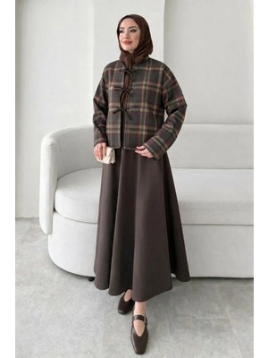 Tesettür Diyarı Ekose Desen Scuba Tesettür Takım- Koyu Kahverengi