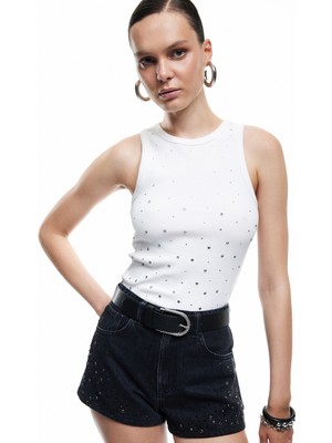 Koton Koton x Zeynep Bastık - Pamuklu Slim Fit Bisiklet Yaka Taşlı Atlet