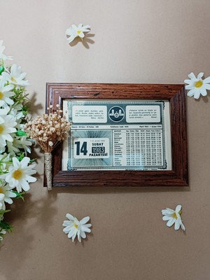 Takvimistan Orjinal Takvim Yaprağı Çerçeveli Hediye Paketli