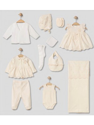 Pugi Baby Dantel Detaylı 10’lu Kız Bebek Hastane Çıkış Seti