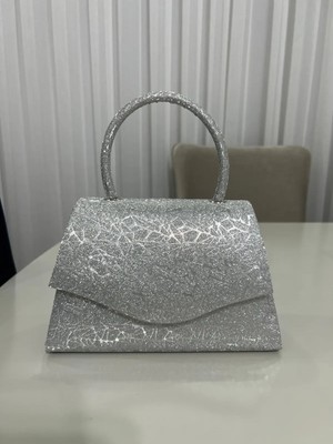 Kadın Gümüş Simli Taş Tutma Detaylı Abiye Omuz Çantası