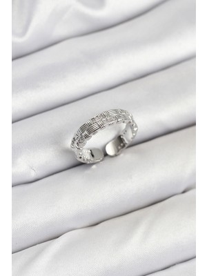 Pirinç Gümüş Renk Zirkon Taşlı Sırım Kadın Yüzük - Lisinya