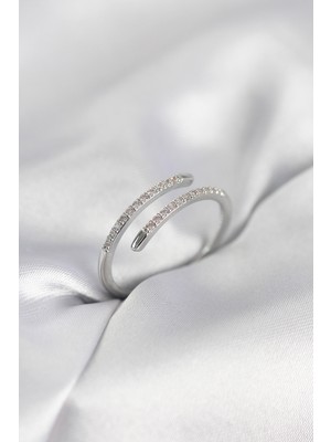 Gümüş Renk Yılan Kuyruk Model Zirkon Taşlı Kadın Yüzük - Lisinya