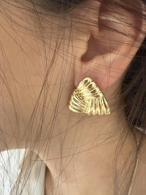 Clara Kadın Geometrik Küpe Altın Kaplama Çelik Küpe Suya Dayanıklı Kararma Yapmaz Minimal Küpe