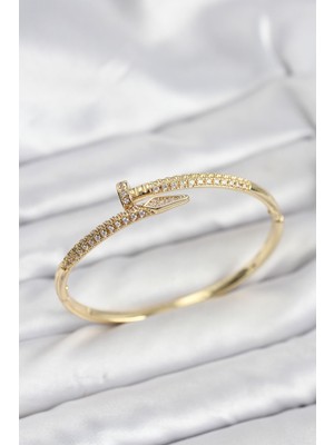 Pirinç Gold Renk Zirkon Taşlı Çivi Model Kadın Kelepçe Bileklik - Lisinya