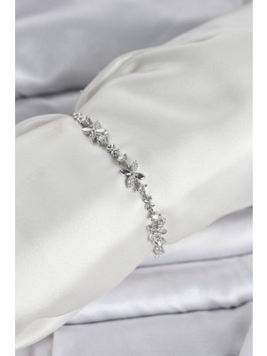 Gümüş Renk Yonca Model Zirkon Taşlı Asansörlü Kadın Bileklik - Lisinya