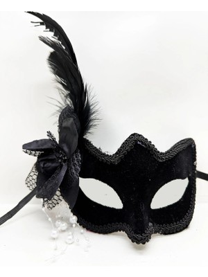 Balkan Grup Siyah Süet Yandan Tüylü Incili Parti Maskesi