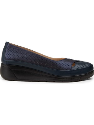 Deery Kadın Hakiki Deri Lacivert Dolgu Topuk Günlük Ayakkabı - N1051ZLCVC01