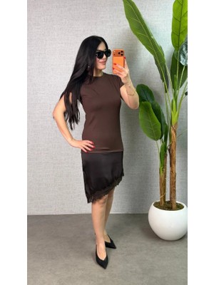 Munn Collection Kadın Etek Ucu Dantel Detaylı Saten Kumaş Elbise