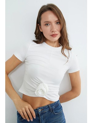 FullaModa Gül Aksesuarlı Bisiklet Yaka Bluz