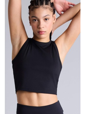 DeFacto Crop Top Bisiklet Yaka Sporcu Atlet E7723AX26SP