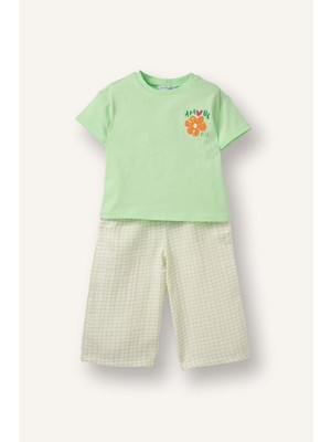 DeFacto Çiçekli Tişört Kareli Pantolon 2'li Takım Kız Bebek H2663A526SP