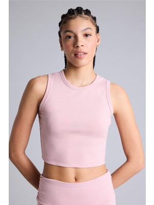 DeFacto Crop Top Bisiklet Yaka Sporcu Atlet E7723AX26SP