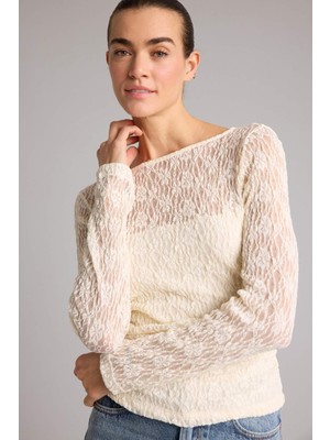 DeFacto Fitted Kayık Yaka Dantel Bluz G1743AX26SP