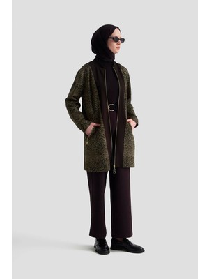 Armine Trend Simli Leopar Desenli Garnili Gold Fermuar Detaylı Pantolonlu Ikili Takım Kahverengi 25KT674