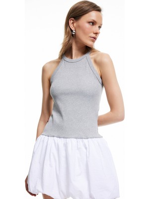 Koton Slim Fit Iki Farklı Kumaş Kullanımlı Mini Halter Yaka Balon Elbise