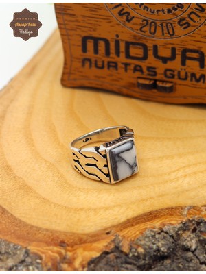 Midyat Nurtaş Gümüş Havlit Taşlı Kare Model 925 Ayar Gümüş Çocuk Yüzüğü 201025297