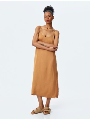 Koton Düz Kesim Ince Askılı Uzun Elbise