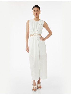 Koton Aksesuarlı Kolsuz Bisiklet Yaka Pencere Detaylı Uzun Elbise