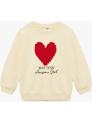 Koton Şardonlu Uzun Kollu Kalp Detaylı Bisiklet Yaka Pamuklu Sweatshirt