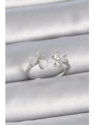 Aesco Mey Ithalat® Pirinç Gümüş Renk Ayarlanabilir Zirkon Taşlı Beyaz Mineli Kalp Model Kadın Yüzük