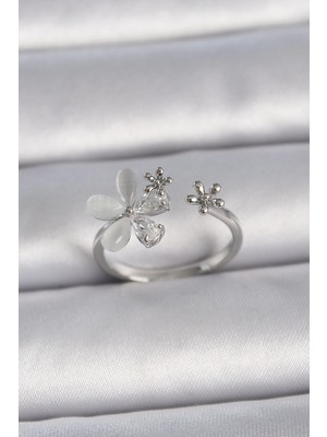 Aesco Mey Ithalat® Pirinç Gümüş Renk Ayarlanabilir Zirkon Taşlı Beyaz Mineli Yaprak Model Kadın Yüzük