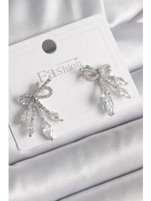 Aesco Mey Ithalat® Pirinç Gümüş Renk Zirkon Taşlı Düğüm Model Damla Zirkon Taşlı Kadın Küpe