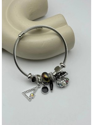 Biju Yılmaz Çelik Silver Taşlı Üçgen Siyah Istiridye Charmlı Pandora Bileklik - 26BLK52