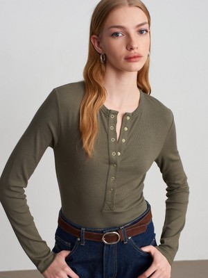 Dilvin 32024 Çıtçıtlı Modal Karışımlı Top-Haki