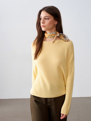 Dilvin 10804 Kayık Yaka Dökümlü Kazak-Açık Sarı