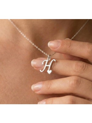 Ashak Accessories Kadın 925 Ayar Gümüş Zincirli H Harfi Kalpli Baş Harfli Kalp Harf Alfabe Isim Kolye