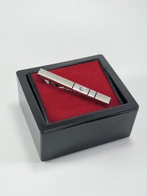 Pierroni Kravat İğnesi Taşlı Model Kutulu