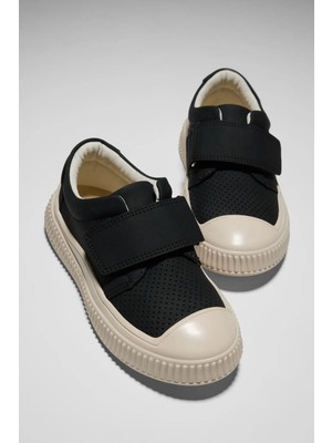 Tonny Black Çocuk Unisex Siyah Cırtlı Sneaker Düz Taban ile Rahat Kullanım Sunar