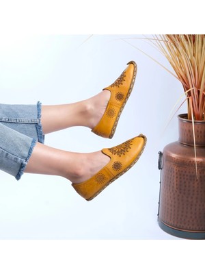 Lazerli Kadın Yemeni