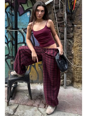 Madmext Bordo Ekose Desenli Yüksek Bel Balon Fit Kadın Pantolon MG2726