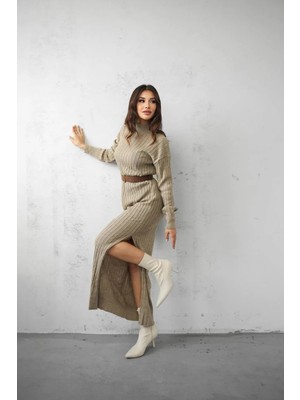 Kemer Detaylı Fitilli Uzun Elbise