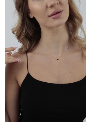 14 Ayar Altın Mavi Baget Taşlı Silindir Kolye