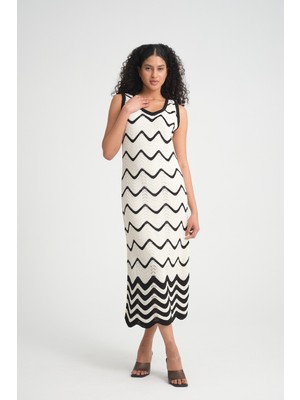 Ajurlu Zigzag Örgü Kolsuz Uzun Triko Elbise