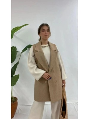 Şamdan Zarif Camel Bej Kruvaze Yelek – Soft Tonlarda Premium Stil