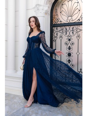 Lafaba Kadın Lacivert Dar Kalıp Uzun Kol Bacak Dekolteli Dantelli Abiye Elbise
