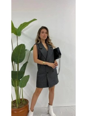 Şamdan Güçlü Siluetli Antrasit Kruvaze Yelek – Modern & Zamansız Şıklık