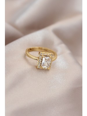 İlkyaz Fashion Ayarlamalı Gold Renk Metal Zirkon ve Kristal Taşlı Dikdörtgen Model Yüzük ILKYAZB-RSBJTR34