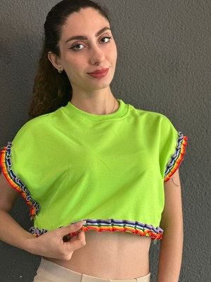 Gönülden Tasarım Renkli Fırfırlı Kadın Penye Crop S Beden