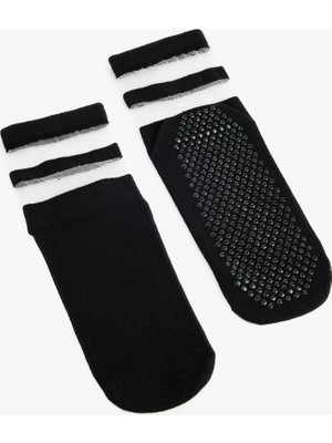 Koton Pamuklu Çizgili Kaydırmaz Taban Detaylı Soket Yoga Çorabı