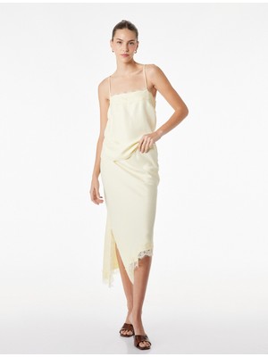 Koton Dantel Detaylı Ince Askılı Saten Bluz